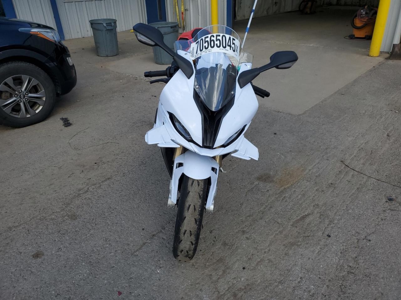 BMW S 2024, 7 876 км, механика — фото с аукциона, доставка в Беларусь
