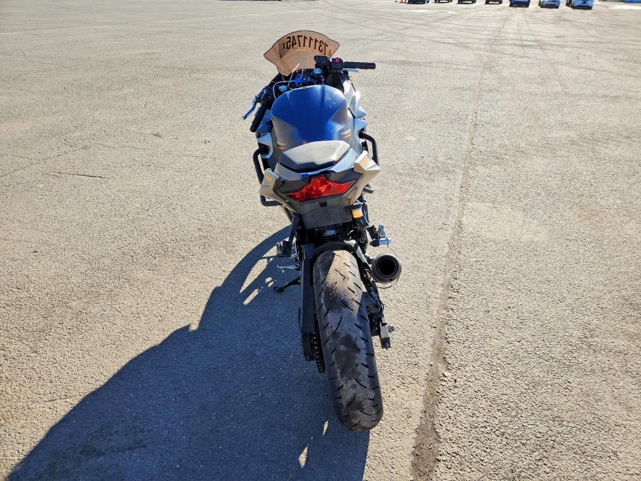 KAWASAKI All other 2023, 10 562 км, 2 cyl. бензин, механика — фото 3