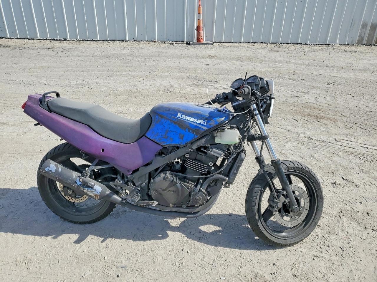 KAWASAKI Ex 2009, 24 501 км, 2 cyl. бензин, механика — фото с аукциона, доставка в Беларусь