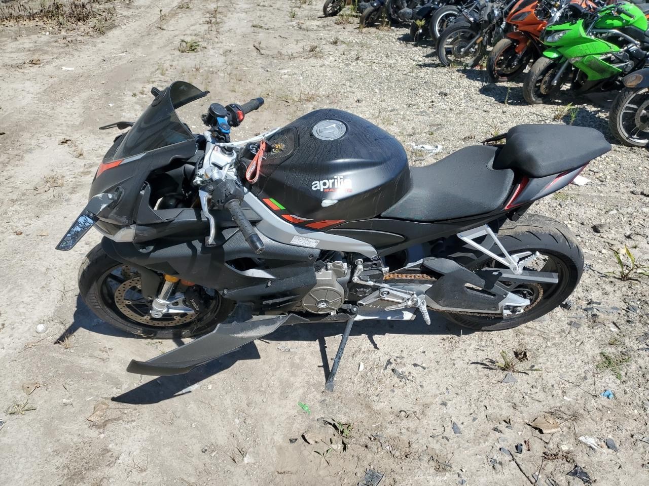 APRILIA Rs 660 2024, 7 998 км, 2 cyl. бензин — фото 3
