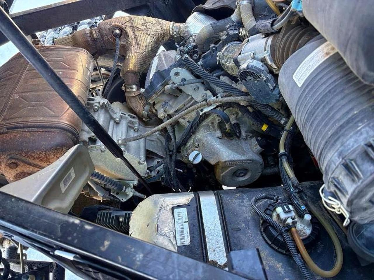 CAN-AM Defender d 2022, 8 193 км, автомат — фото 7
