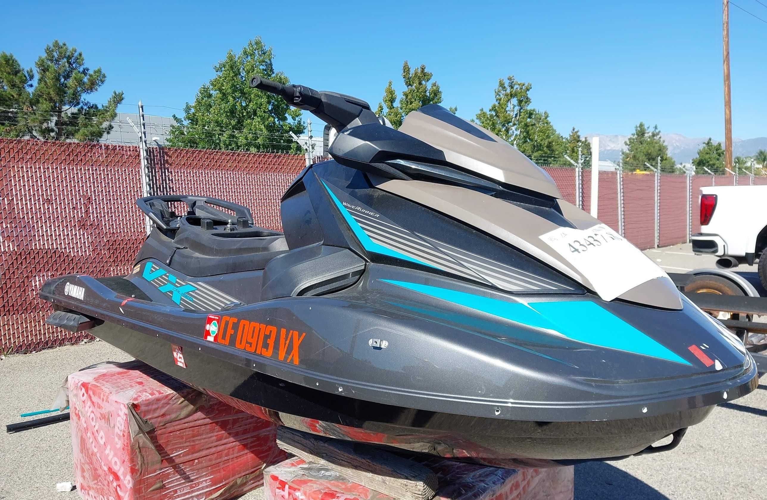 YAMAHA VX CRUISER HO 2023 — фото с аукциона, доставка в Беларусь