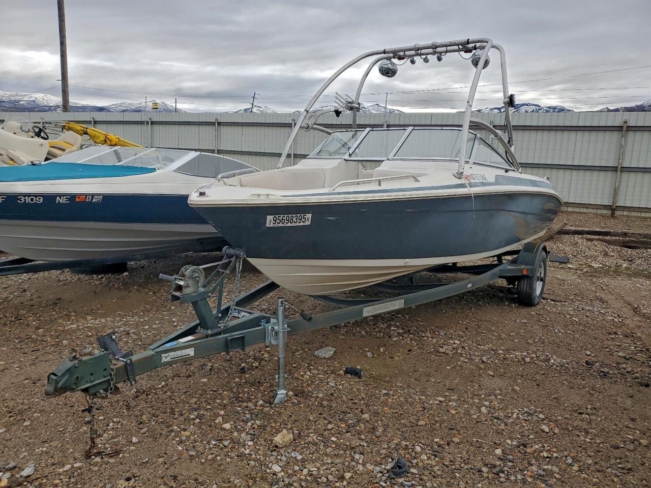 DYNASTY Boats BOAT 1996, автомат — фото с аукциона, доставка в Беларусь