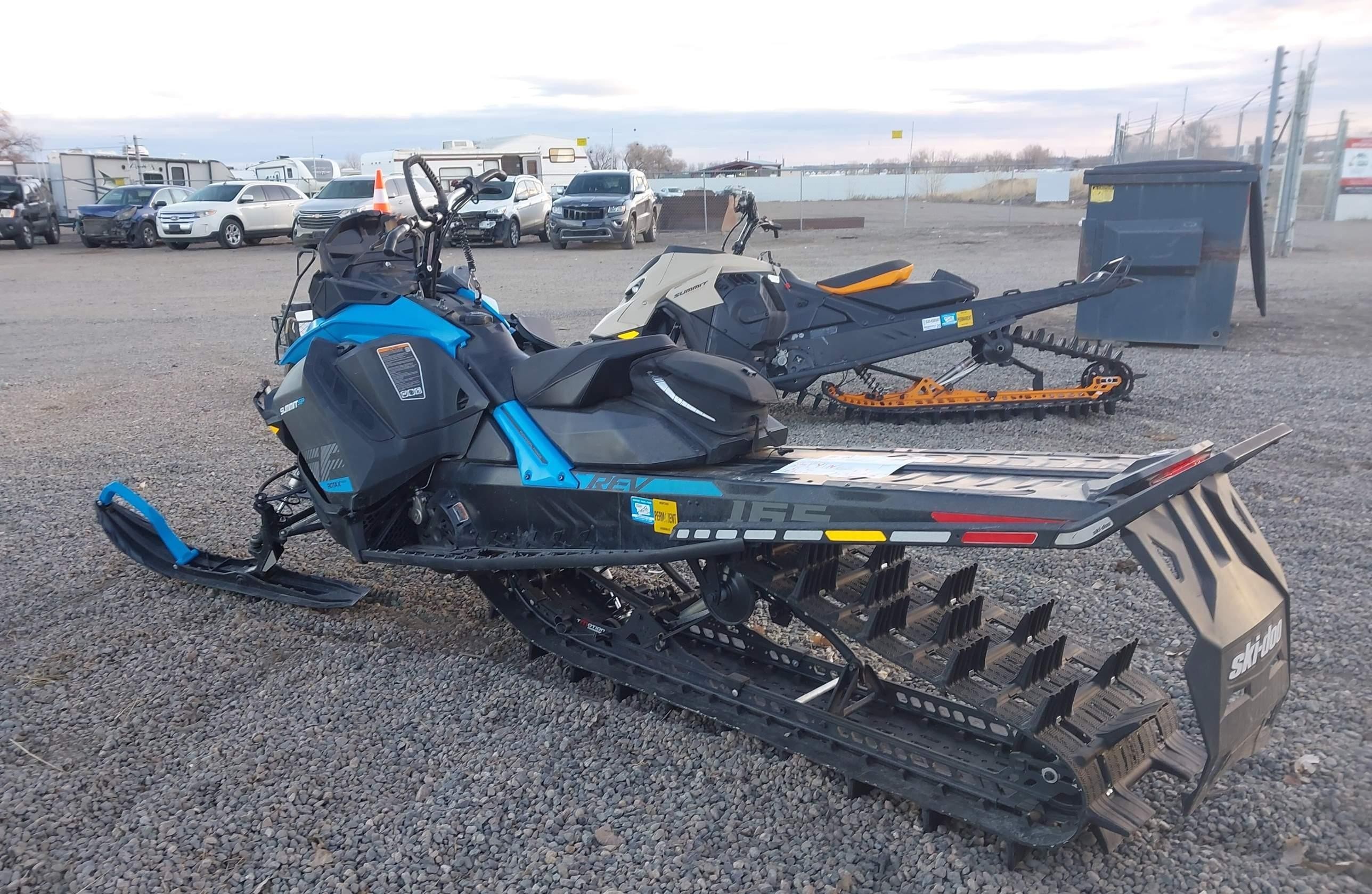 SKI-DOO SUMMIT 850 SP 2019, 3 550 км — фото 3