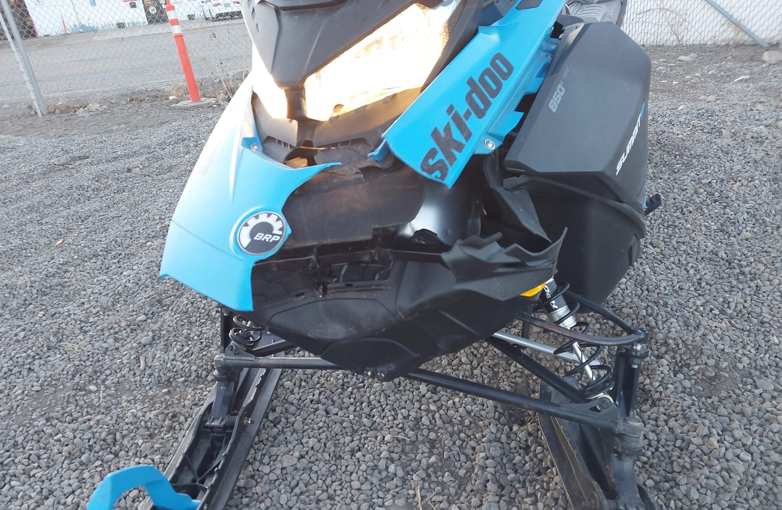 SKI-DOO SUMMIT 850 SP 2019, 3 550 км — фото 6