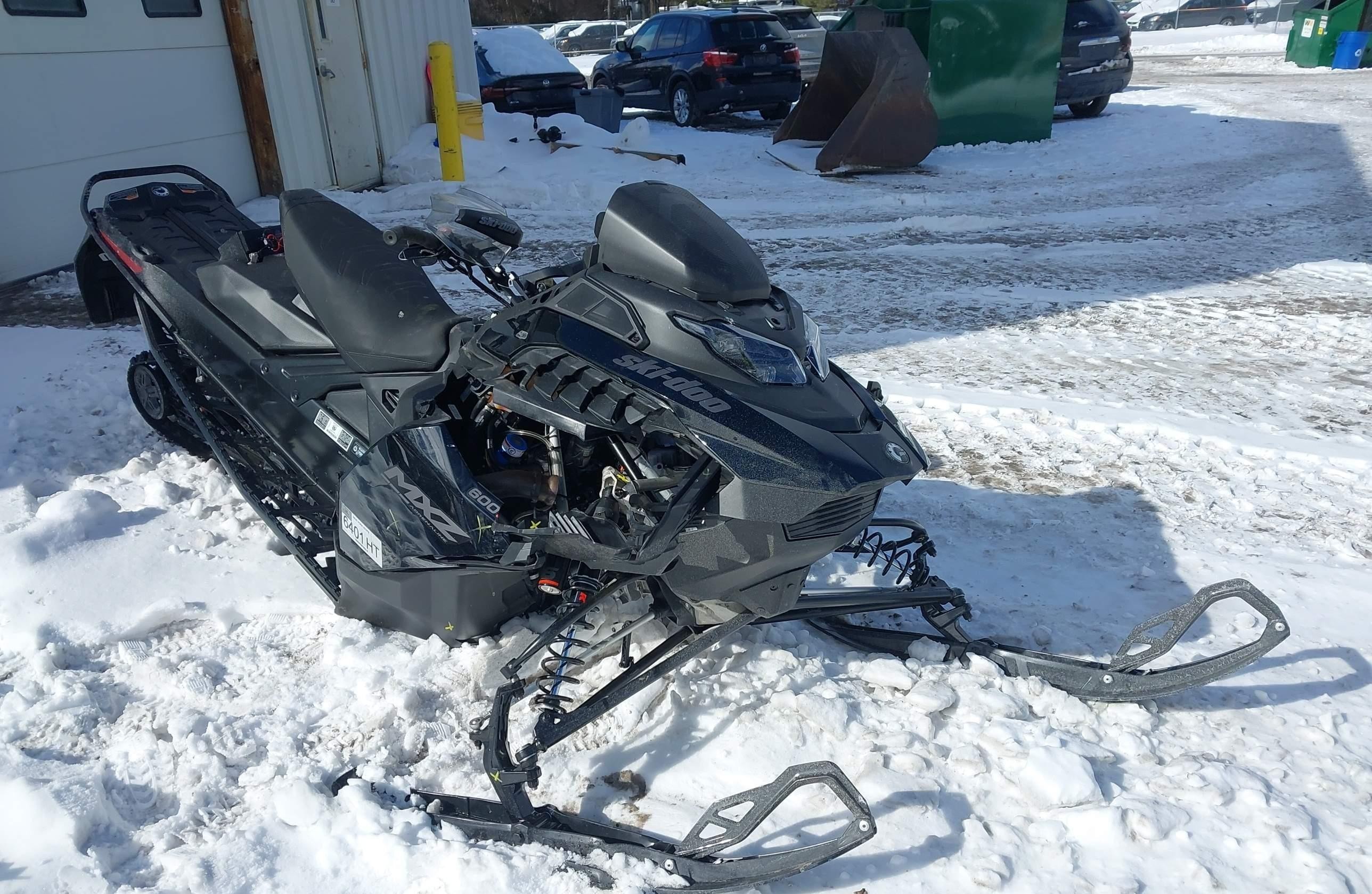 SKI-DOO MXZ BLIZZARD 800 2024 — фото с аукциона, доставка в Беларусь