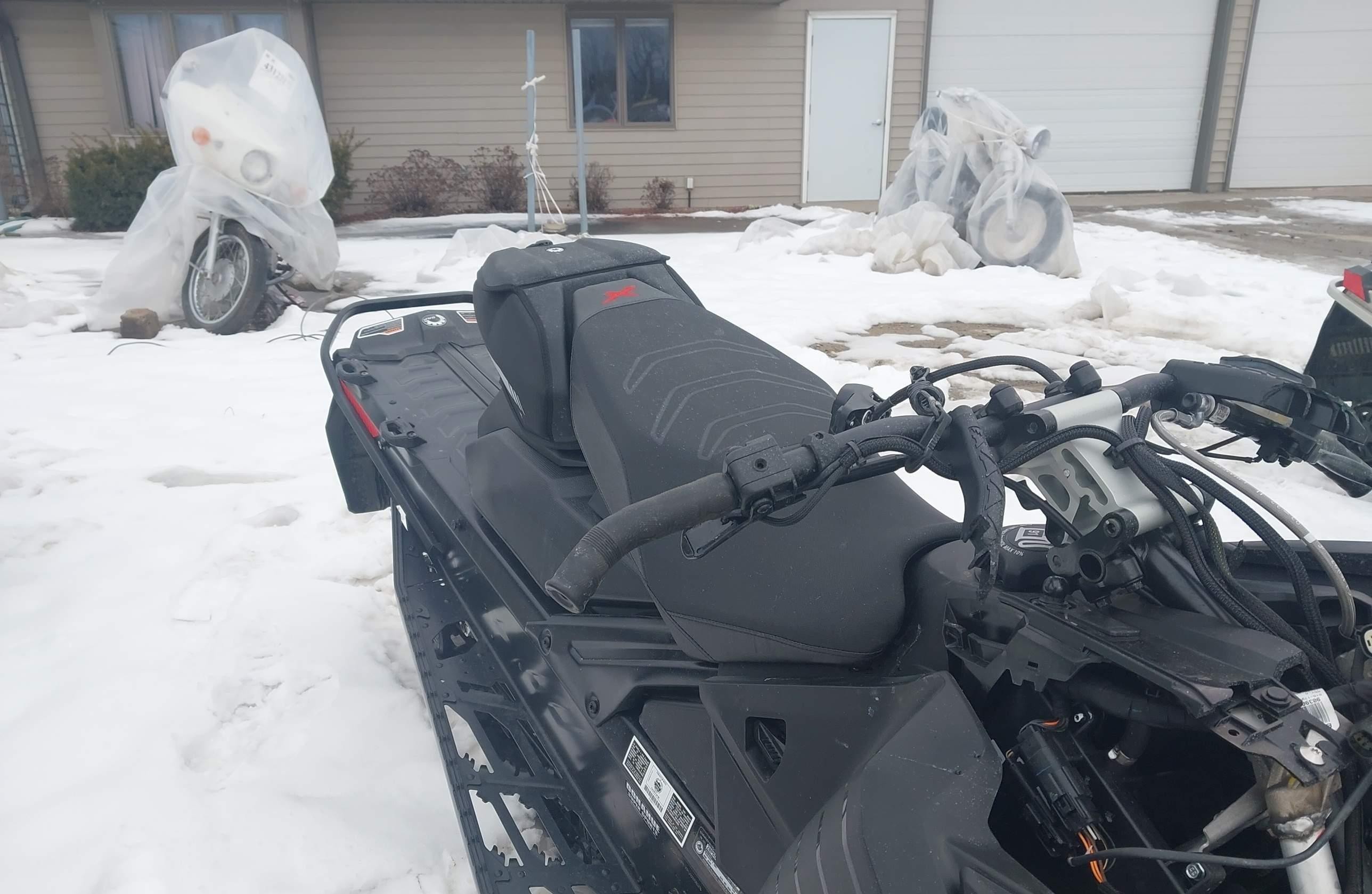 SKI-DOO RENEGADE 800R 2023 — фото 4