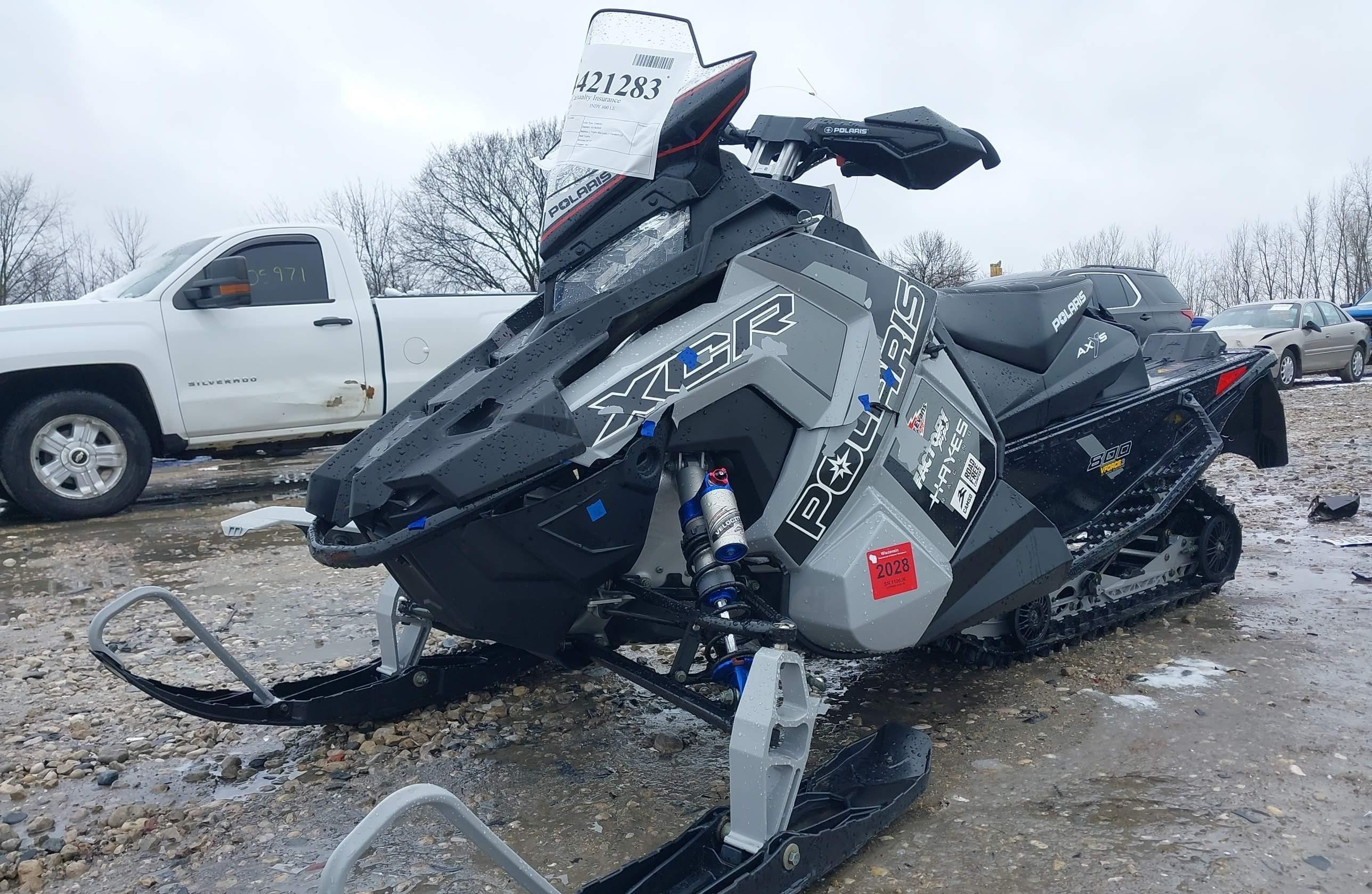 POLARIS INDY 800 LE 2020 — фото с аукциона, доставка в Беларусь