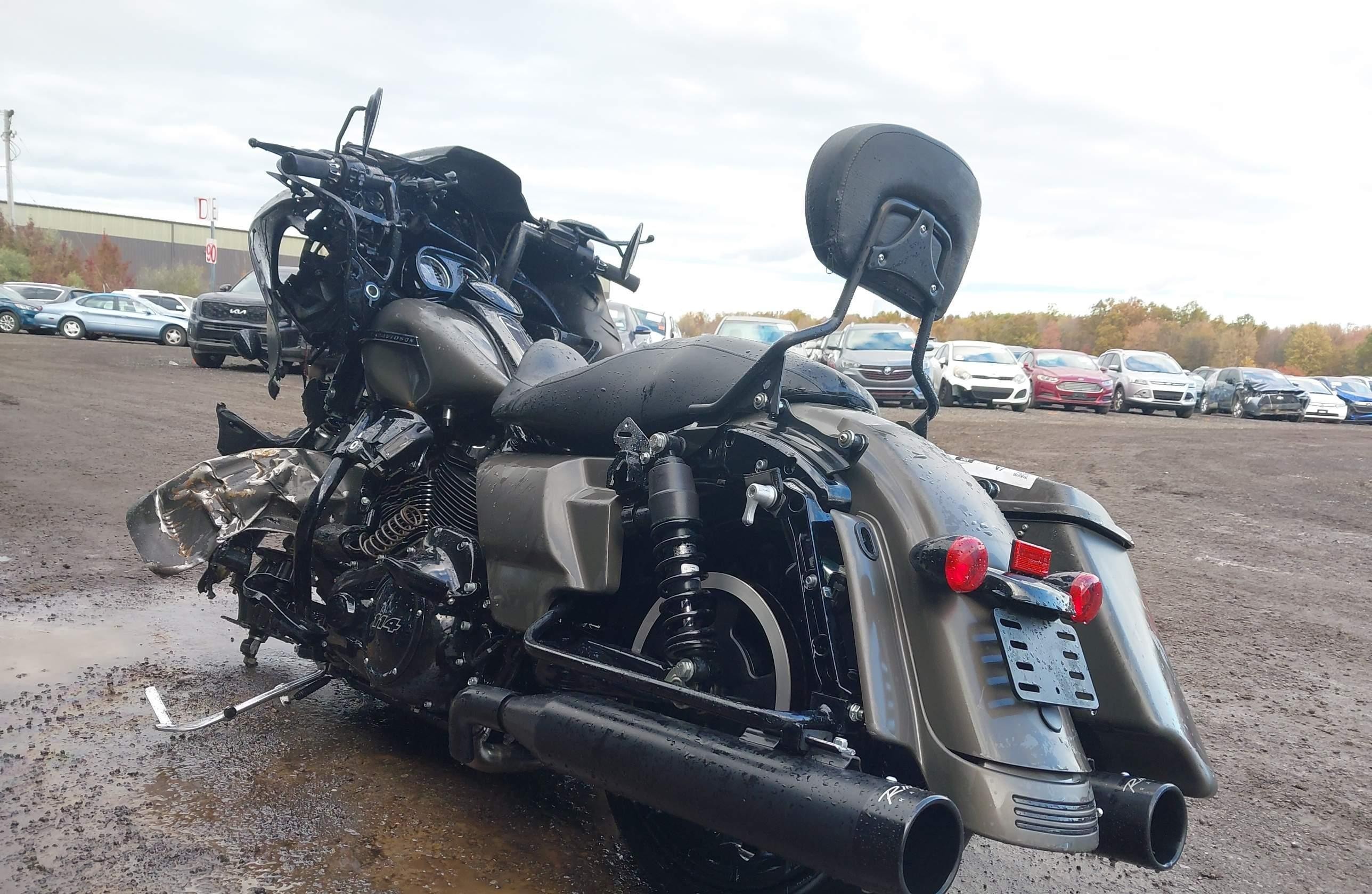 HARLEY-DAVIDSON FLTRXS 2019, 2 cyl. бензин — фото 2