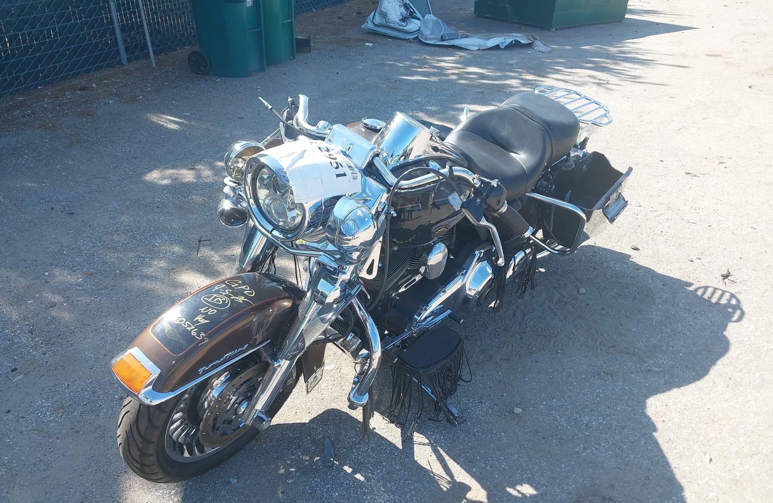 HARLEY-DAVIDSON FLHR 2013, 177 028 км, 2 cyl. — фото с аукциона, доставка в Беларусь