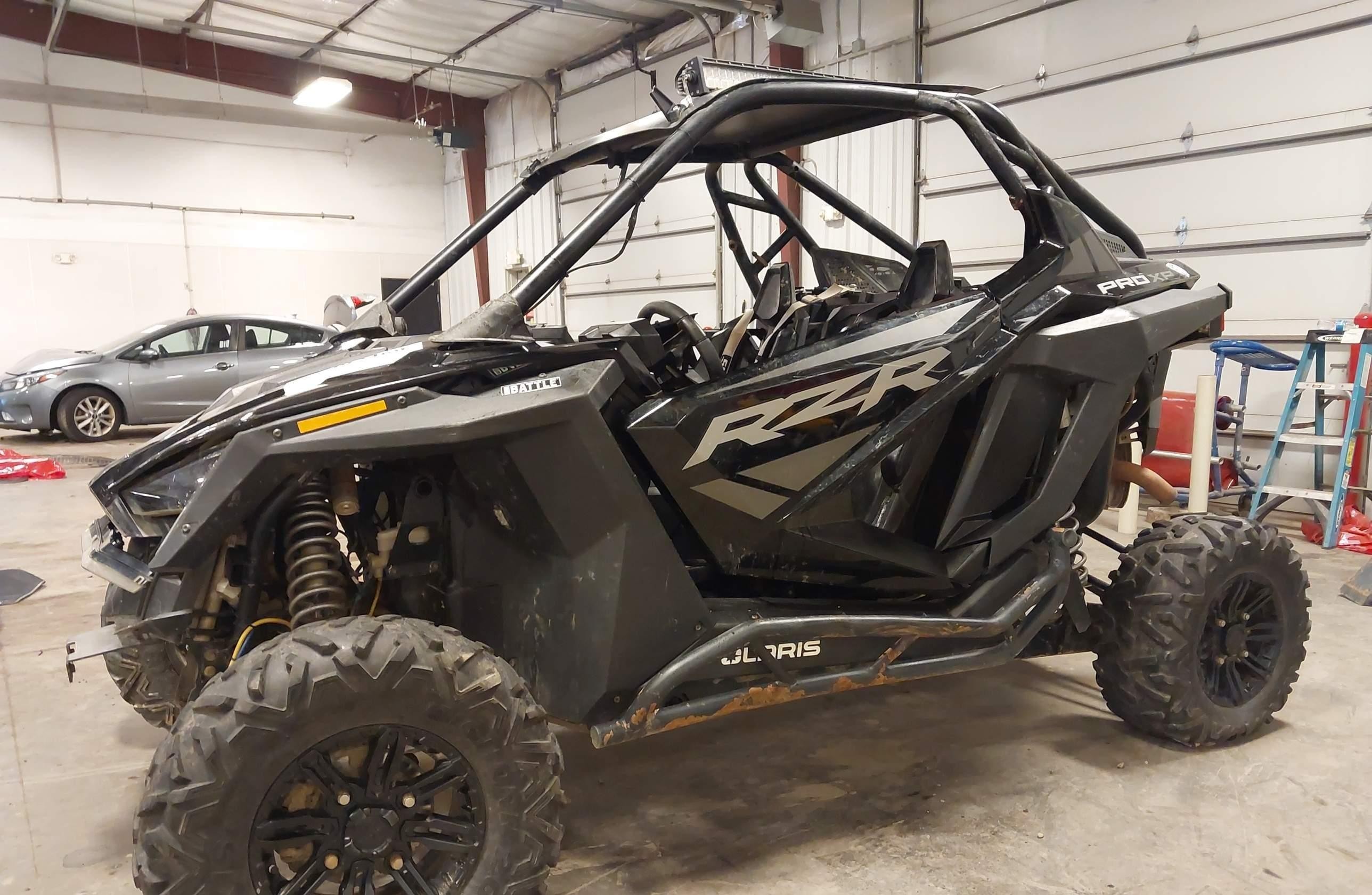 POLARIS RZR 2022, 3 309 км, 2 бензин — фото с аукциона, доставка в Беларусь