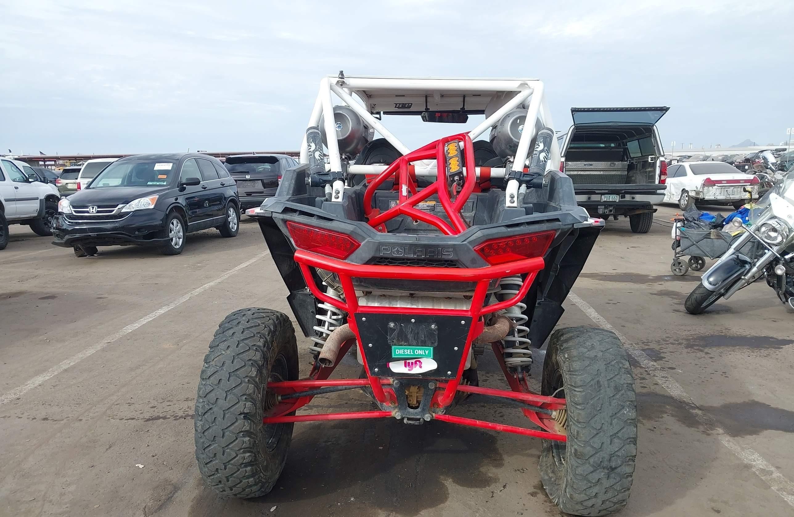 POLARIS RZR 2017, 5 535 км, 2 бензин — фото 5