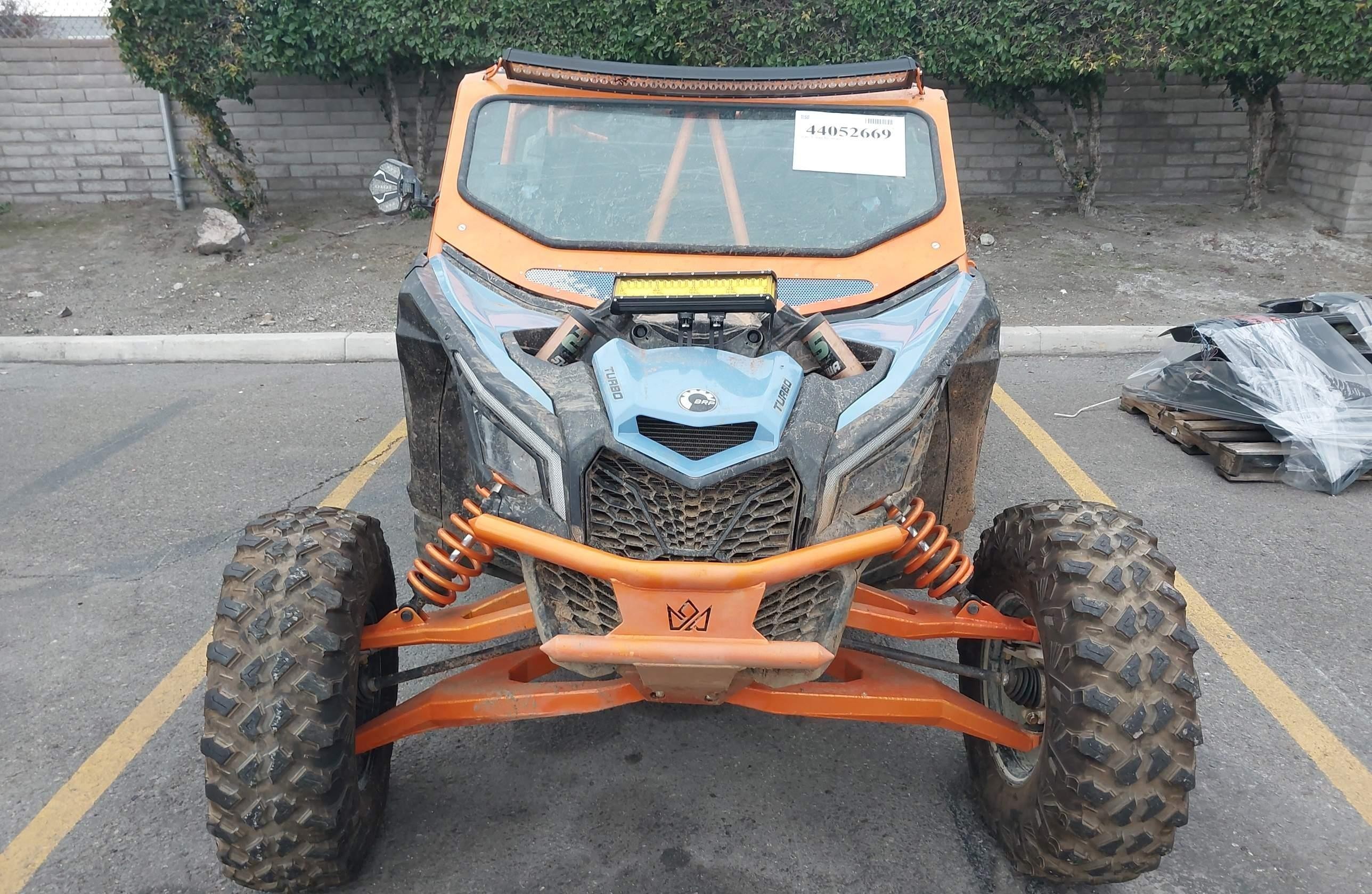 CAN-AM MAVERICK X3 MAX 2025, 811 км, 3 бензин — фото 4