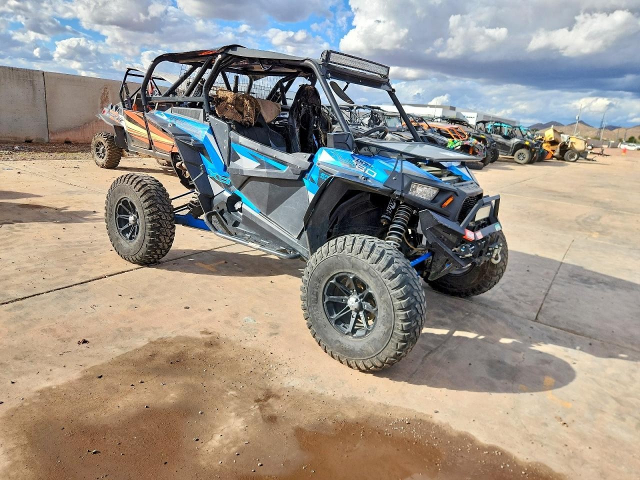 POLARIS Rzr 2016, 2 бензин, автомат — фото с аукциона, доставка в Беларусь