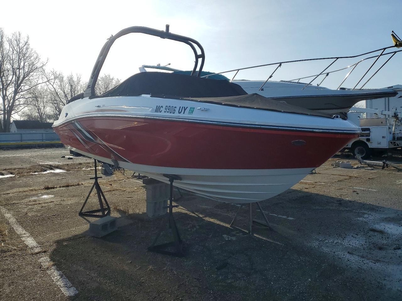 BAYLINER Bayliner vr6 2023 — фото с аукциона, доставка в Беларусь