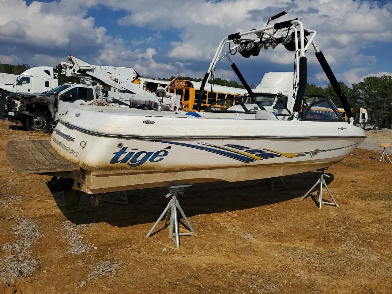 TIGE Skiboat 2021, механика — фото 4