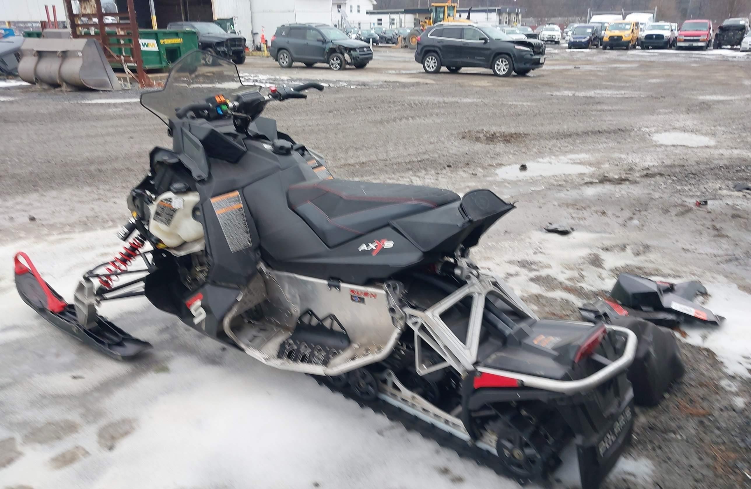 POLARIS RUSH 800 PRO-S 2015 — фото 3