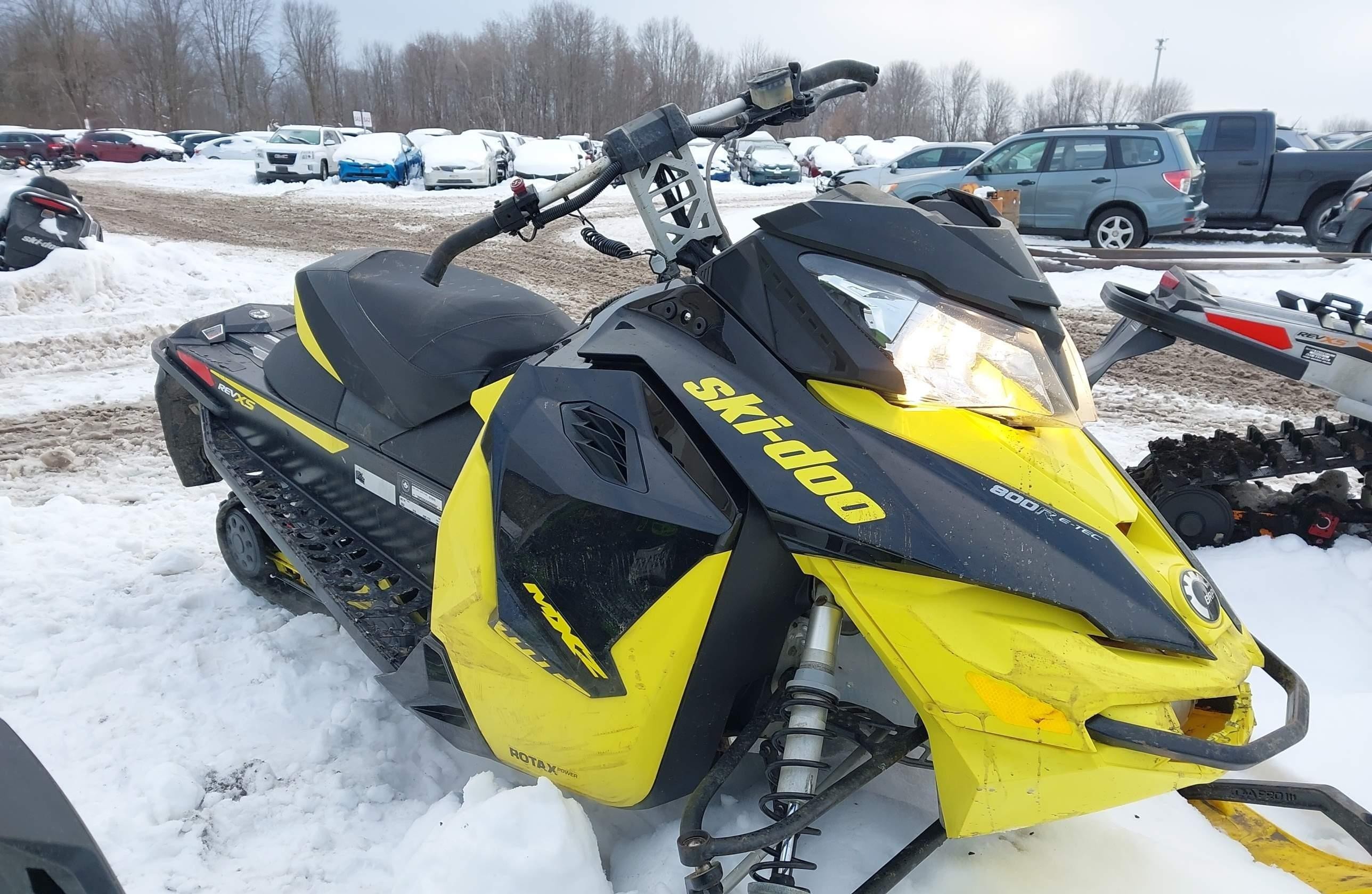 SKI-DOO MXZ TNT 800R 2016, 5 789 км — фото с аукциона, доставка в Беларусь