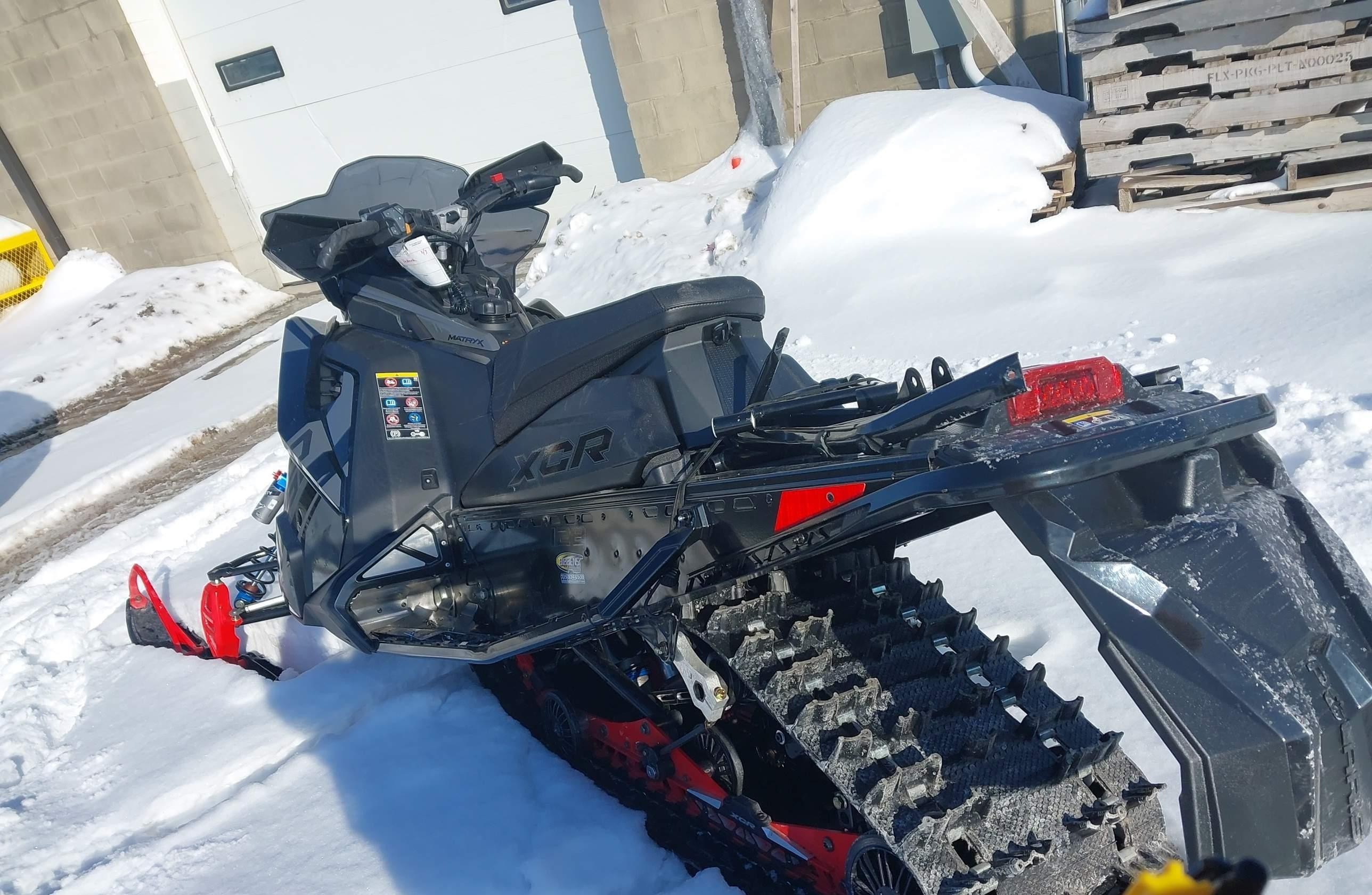 POLARIS 650 INDY VR1 2025 — фото 2