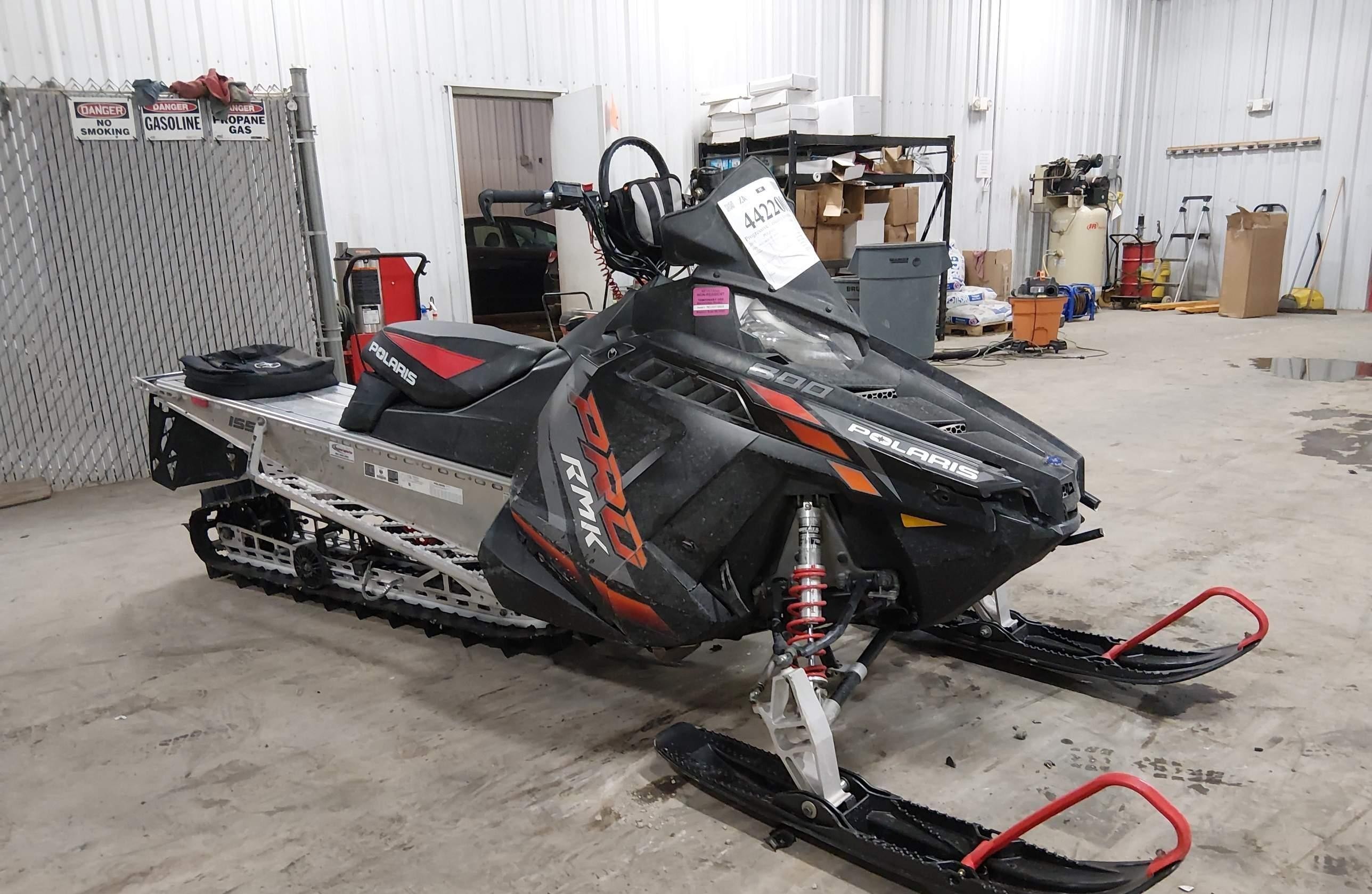 POLARIS PRO RMK-155 2015 — фото с аукциона, доставка в Беларусь