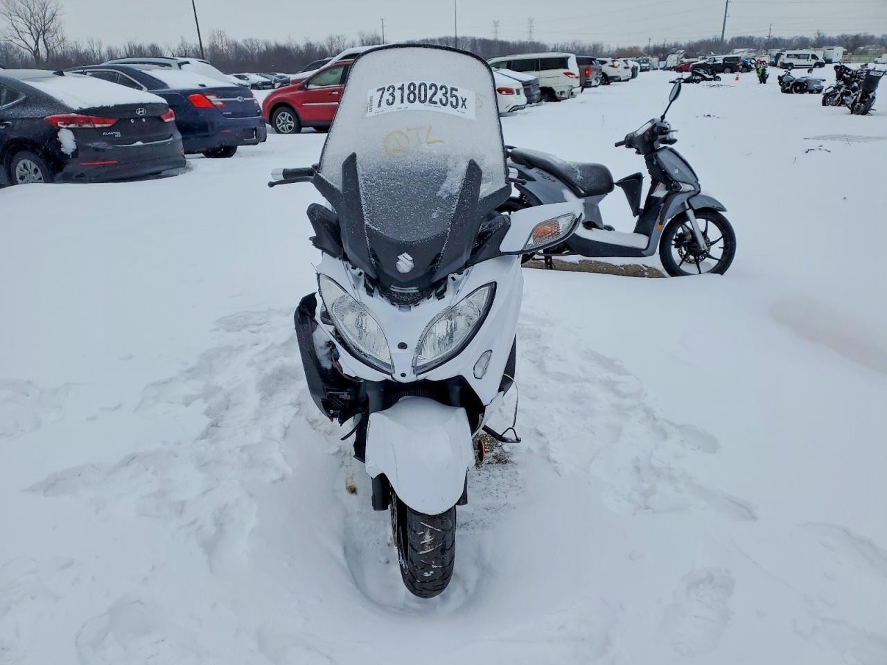 SUZUKI Scooter 2018, 2 cyl. бензин, автомат — фото с аукциона, доставка в Беларусь