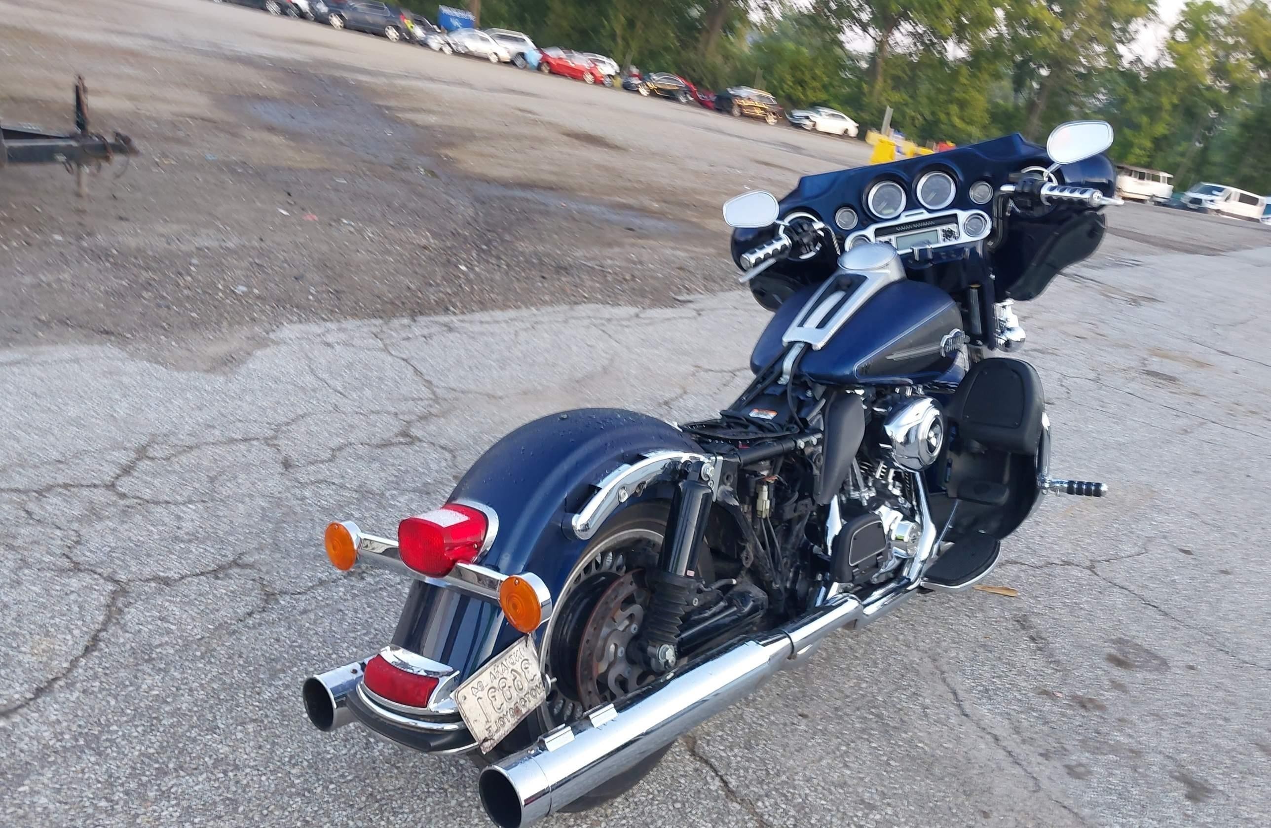 HARLEY-DAVIDSON FLHTCU 2013, 13 261 км, 2 cyl. — фото 3
