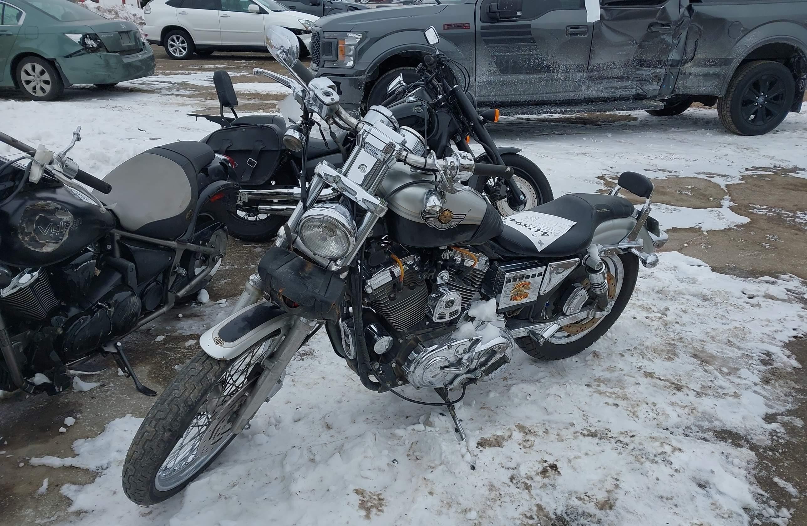 HARLEY-DAVIDSON XL1200 2003, 43 937 км, 2 cyl. — фото с аукциона, доставка в Беларусь
