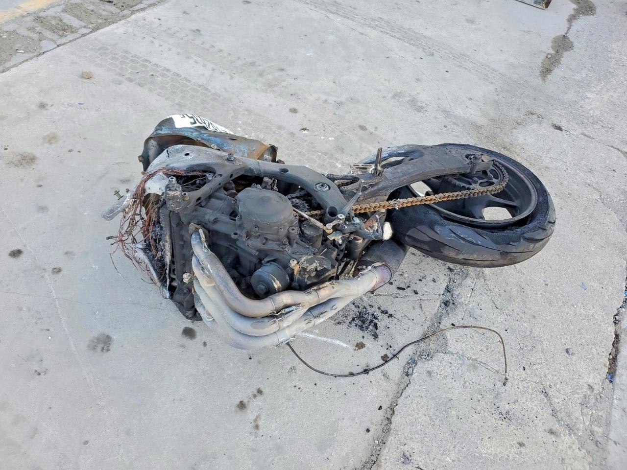 YAMAHA Yzf600 2011, 4 cyl. бензин, механика — фото 2