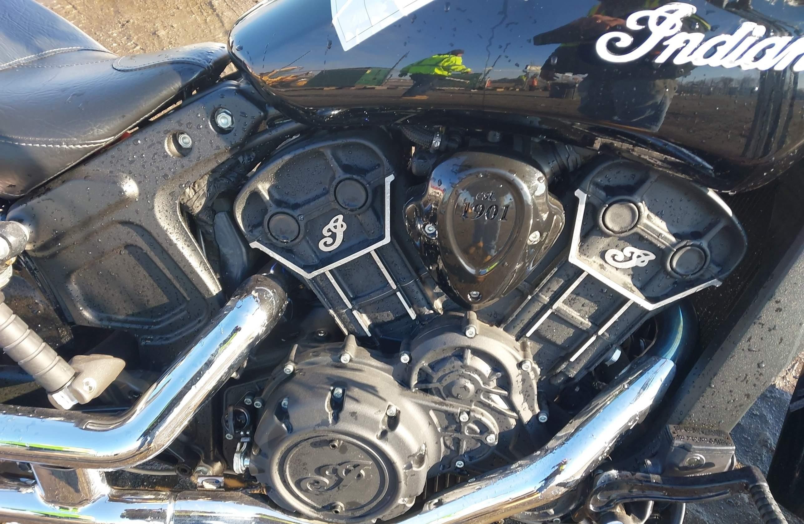 INDIAN SCOUT 2017, 3 911 км, 2 cyl. бензин — фото 7