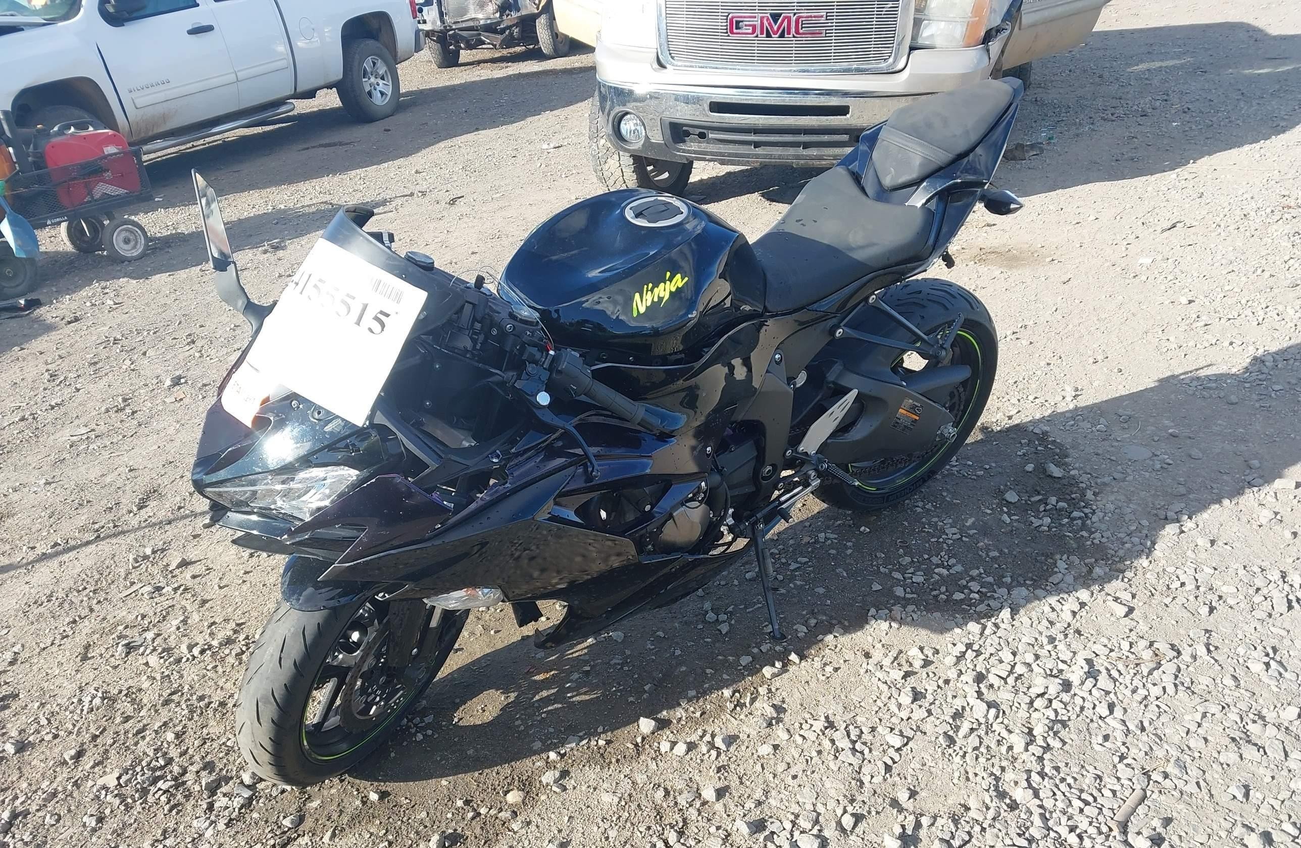 KAWASAKI ZX636 2023, 20 397 км, 4 cyl. бензин — фото с аукциона, доставка в Беларусь