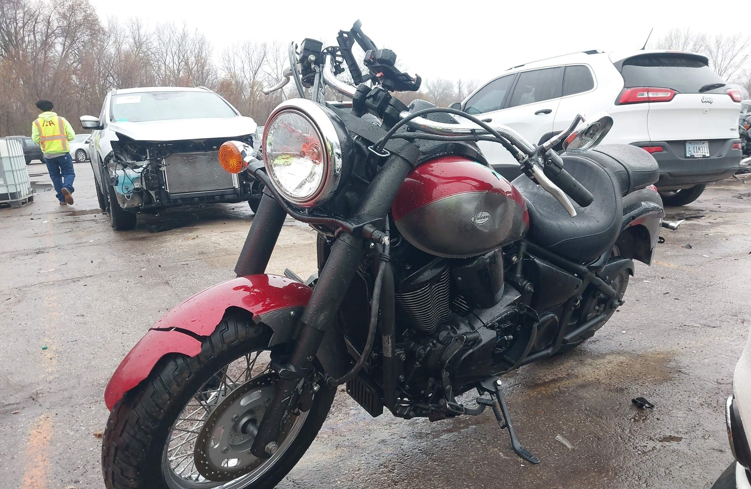 KAWASAKI VN900 2016, 36 362 км, 2 cyl. бензин — фото с аукциона, доставка в Беларусь