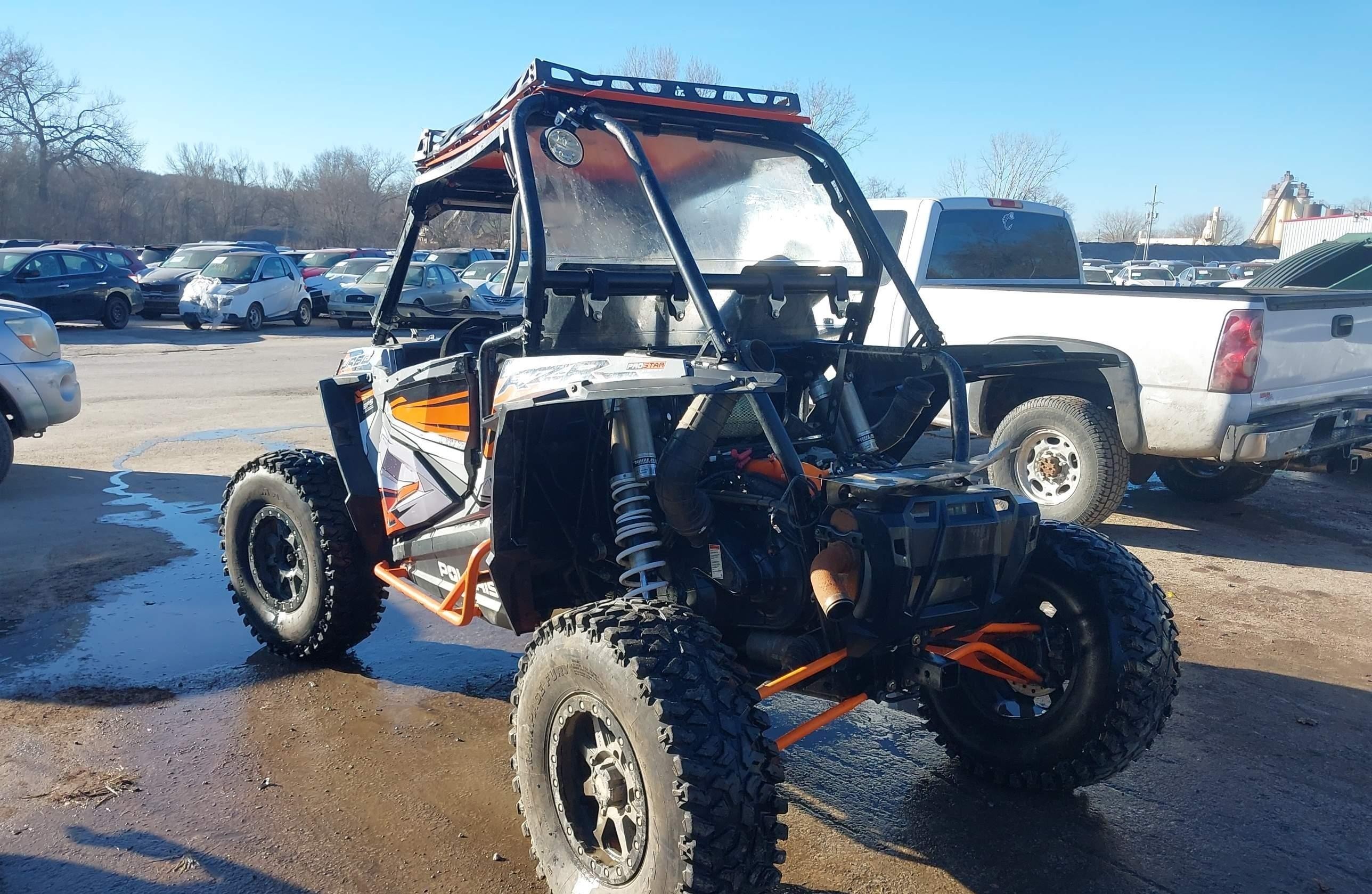 POLARIS RZR 2018, 5 098 км, 2 бензин — фото 3
