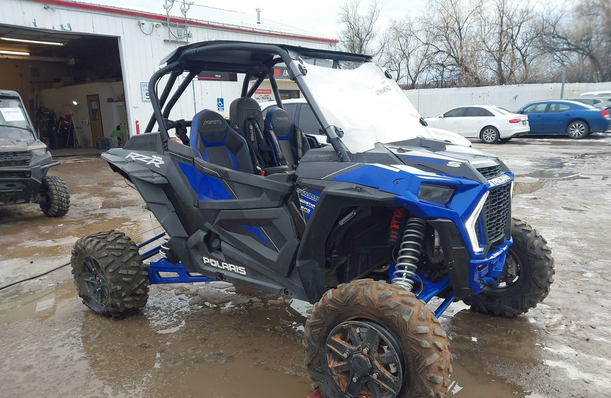 POLARIS RZR 2019, 3 444 км, 2 бензин — фото с аукциона, доставка в Беларусь
