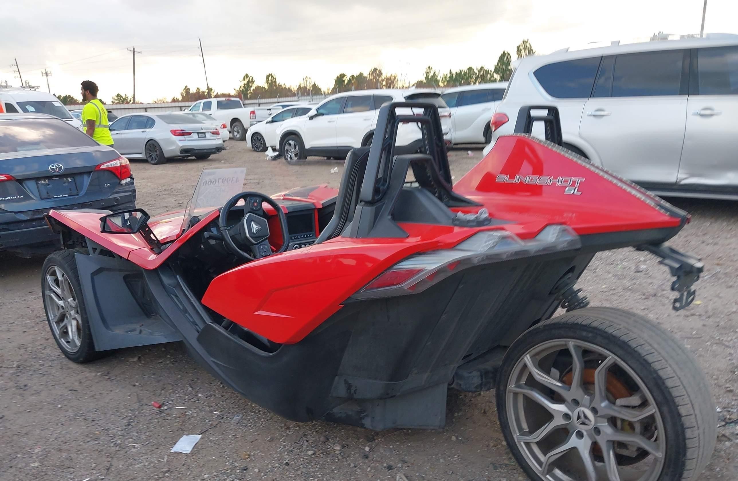 POLARIS SLINGSHOT 2021, 83 461 км — фото 2
