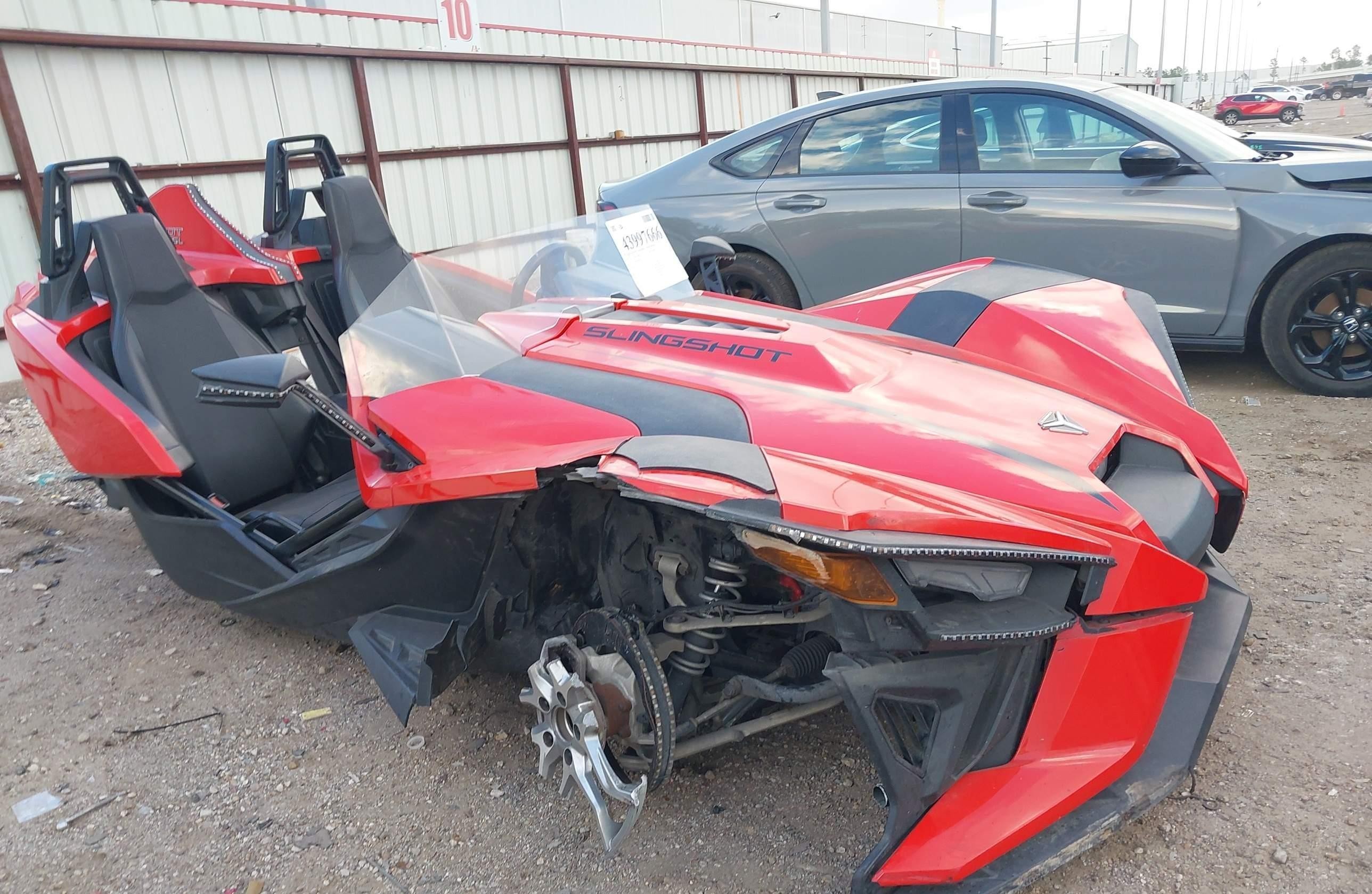 POLARIS SLINGSHOT 2021, 83 461 км — фото 5