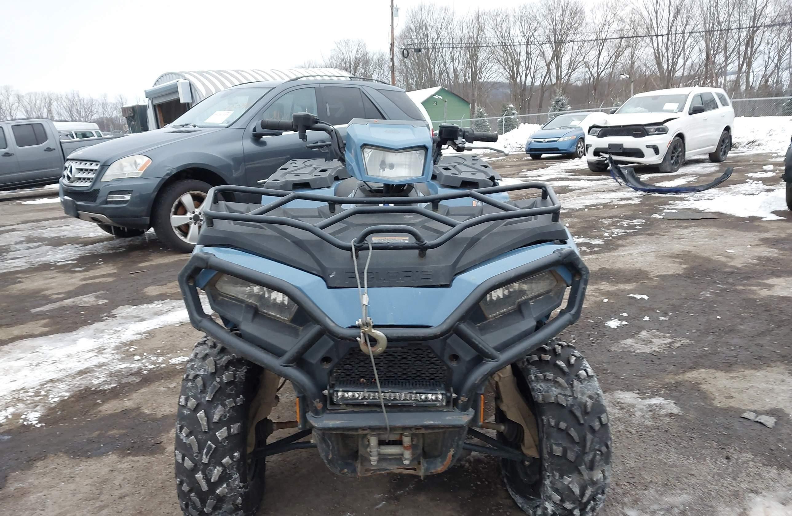 POLARIS SPORTSMAN 2021, 1 476 км, 1 бензин — фото 4
