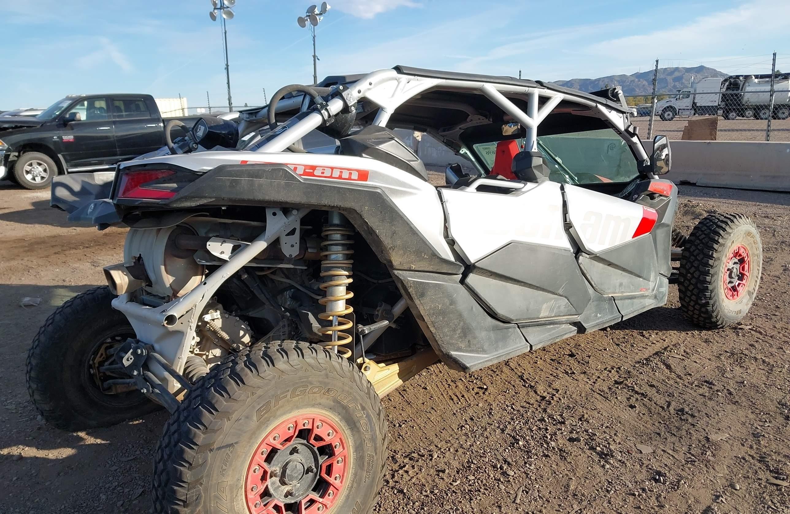 CAN-AM MAVERICK X3 MAX 2020, 3 бензин — фото 3