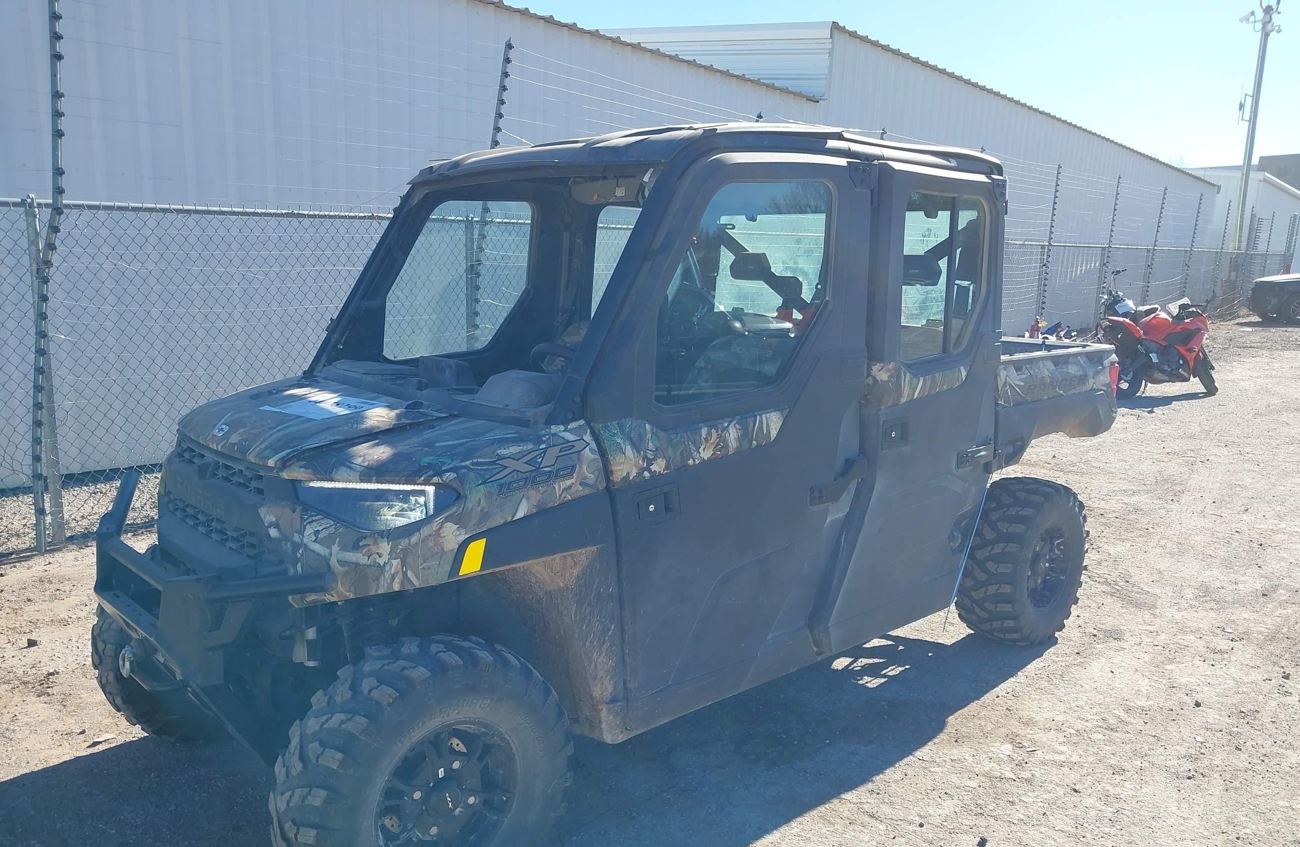 POLARIS RANGER 2024, 6 494 км, 2 бензин — фото с аукциона, доставка в Беларусь