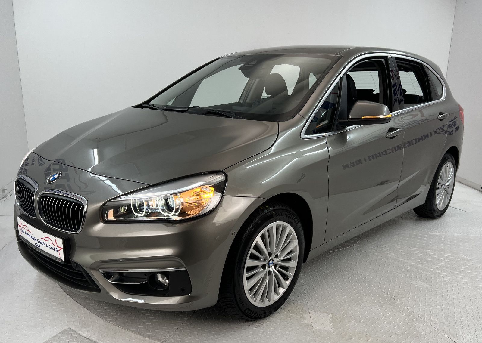 BMW 220 Active Tourer 2016, 104 716 км, 141 kW (192 PS) бензин, автомат — фото 2