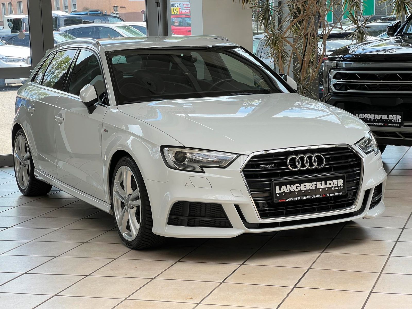 Audi A3 2017, 112 063 км, 140 kW (190 PS) бензин, автомат — фото с аукциона, доставка в Беларусь