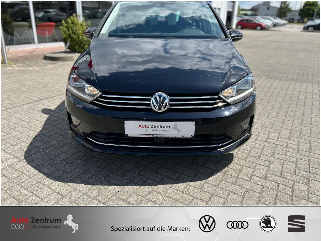 Volkswagen Golf Sportsvan 2015, 62 000 км, 92 kW (125 PS) бензин, schaltgetriebe — фото 2