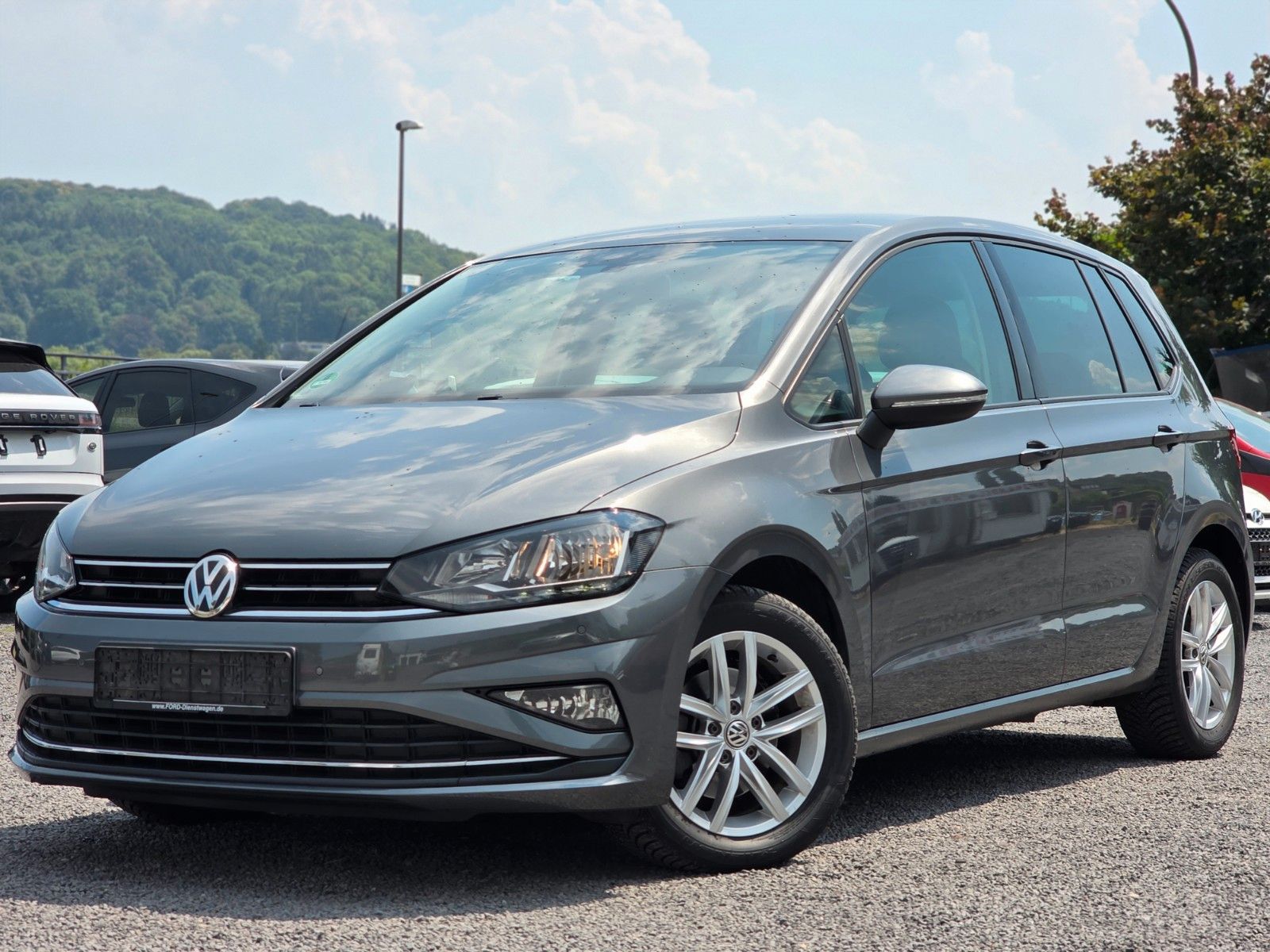 Volkswagen Golf 2019, 91 000 км, 85 kW (116 PS) дизель, автомат — фото с аукциона, доставка в Беларусь