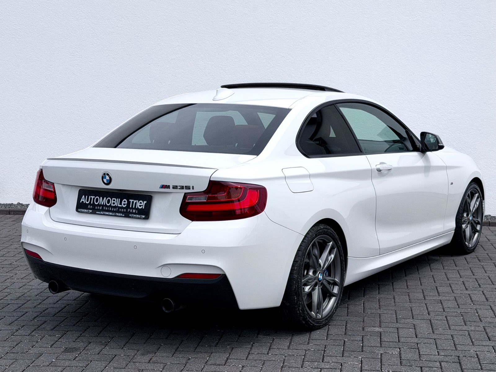 BMW M235 2014, 80 000 км, 240 kW (326 PS) бензин, schaltgetriebe — фото 5