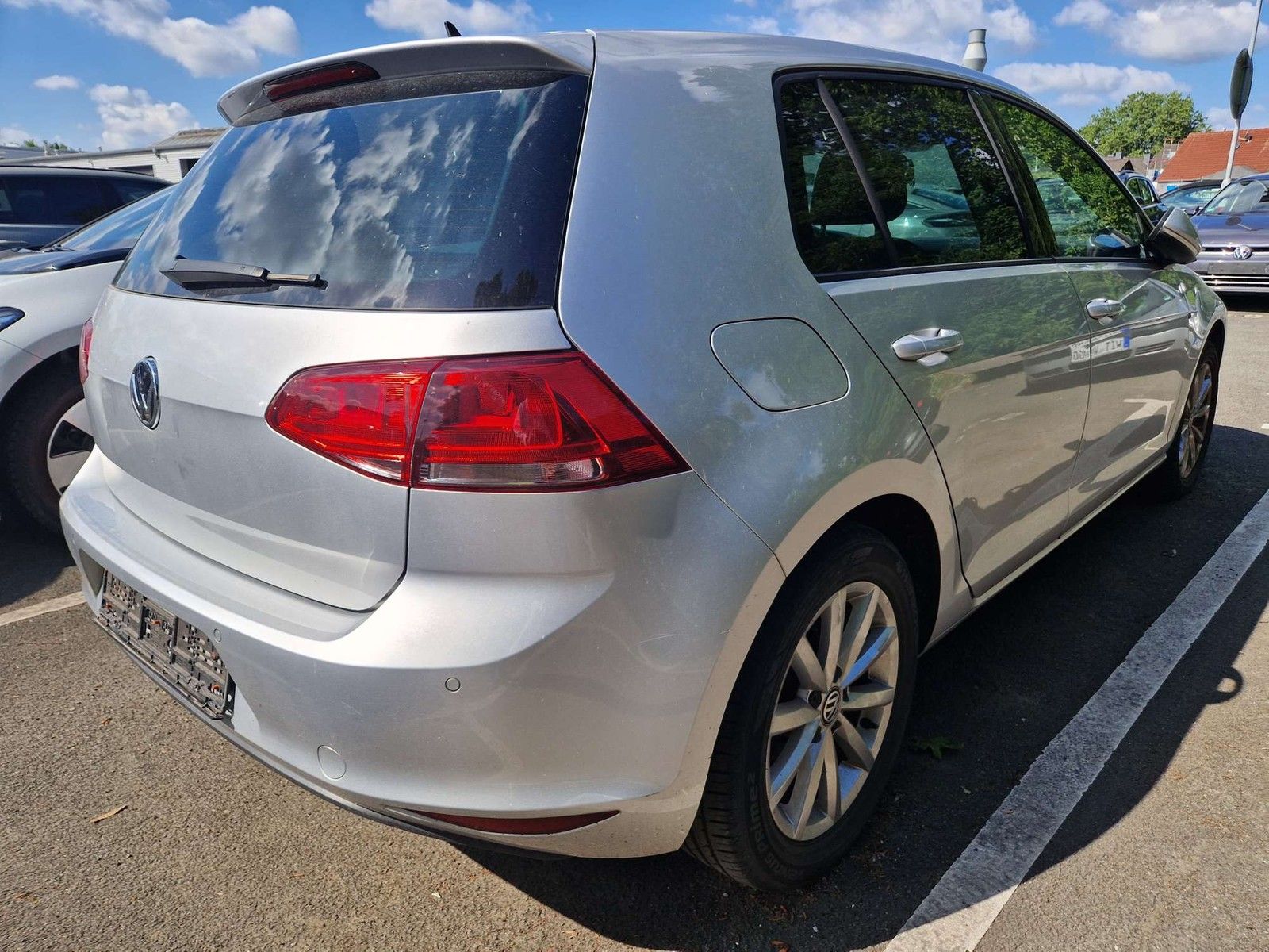 Volkswagen Golf 2015, 123 170 км, 81 kW (110 PS) бензин, schaltgetriebe — фото 2