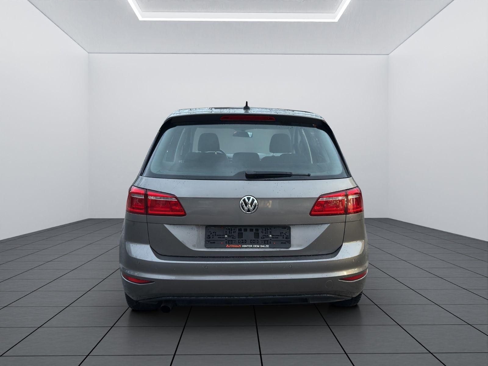 Volkswagen Golf Sportsvan 2015, 91 700 км, 81 kW (110 PS) бензин, schaltgetriebe — фото 5